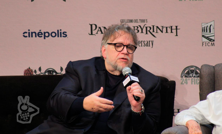 Guillermo del Toro cede micrófono a manifestantes por crisis del agua en GDL en FIC de Morelia