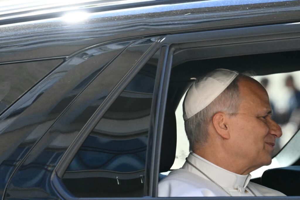 Papa León XIV será operado para extirpar un nódulo en el pulmón