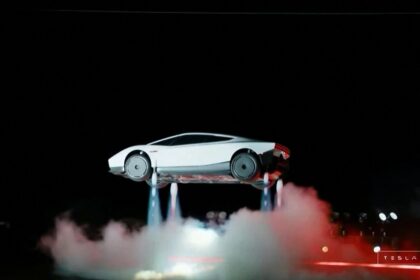La producción del auto volador comenzará en 2028, aclaró.