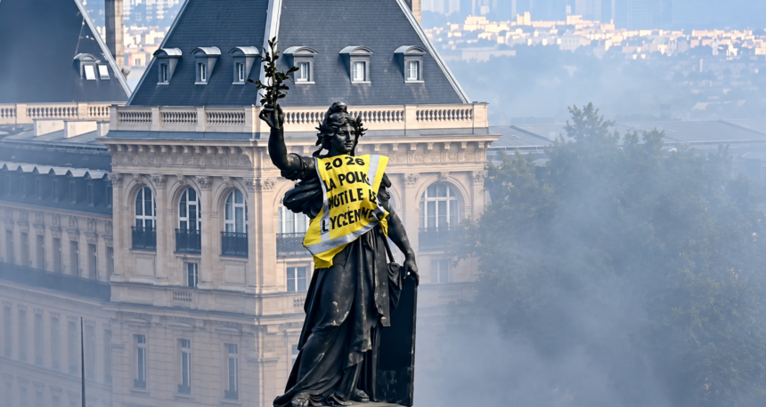 La protestas en Francia se intensifican dejando más 1200 detenidos