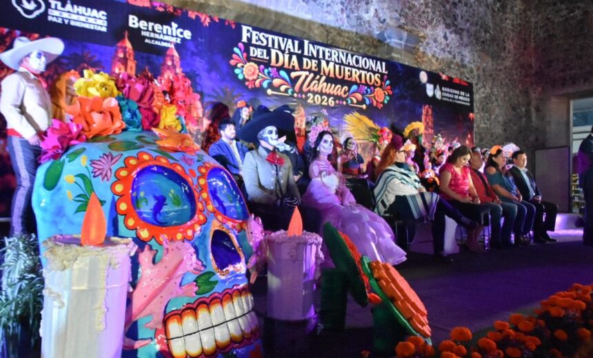 Música, cultura y tradición, presentes en Día de Muertos en Tláhuac