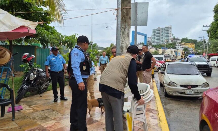 Liberan vía pública en zona turística de Acapulco