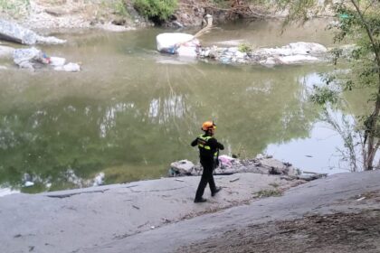 El hombre presuntamente fue arrastrado por la corriente de agua de un canalón el pasado viernes