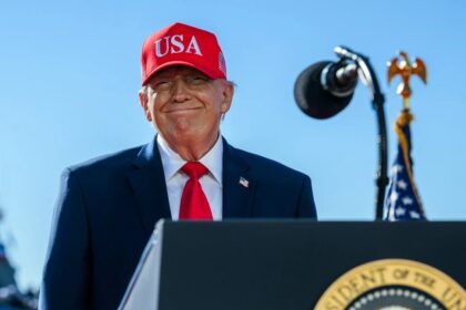 "Tiene la voz más hermosa": Trump elogia a Sheinbaum en Arizona