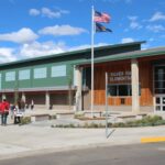 Tiroteo en escuela primaria de Oregon deja varios heridos; el atacante murió
