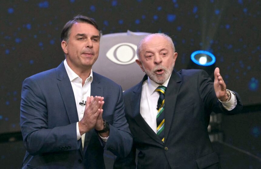 "Payaso", "corrupto": Lula y Flávio Bolsonaro se insultan en el primer debate electoral en Brasil