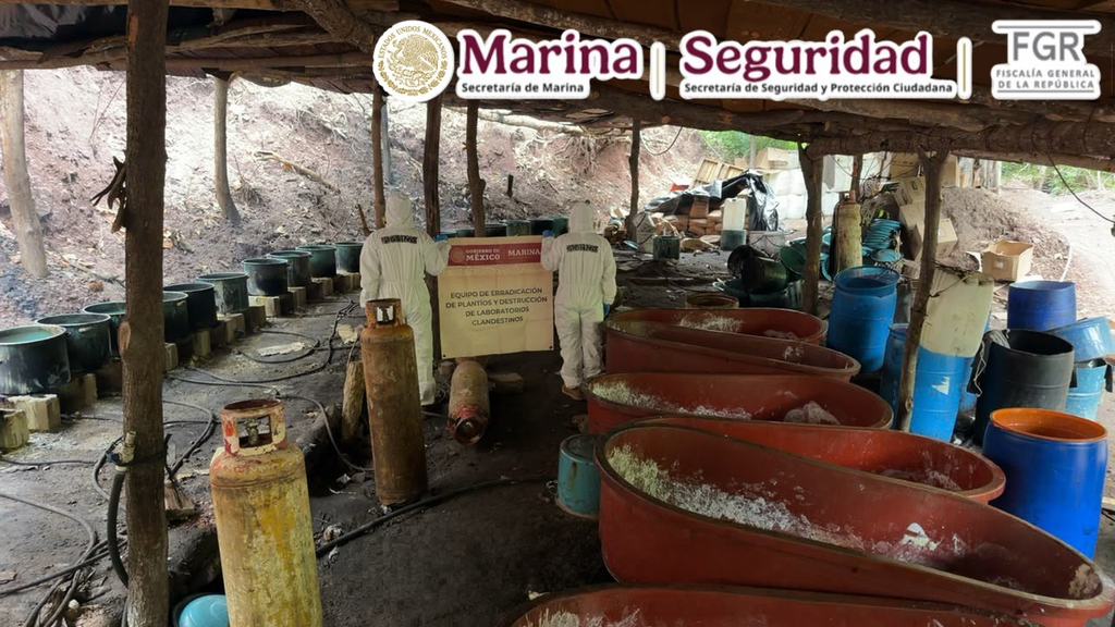 La Secretaría de Marina decomisó metanfetamina en Durango. 