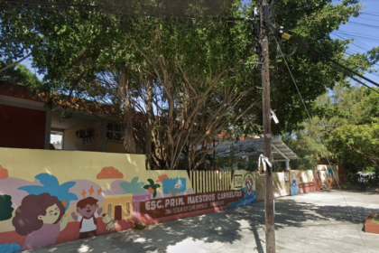 Campeche vigila escuela primaria por un presunto brote de COVID-19
