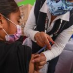 El personal médico aplicará dosis contra la influenza, COVID-19 y neumococo