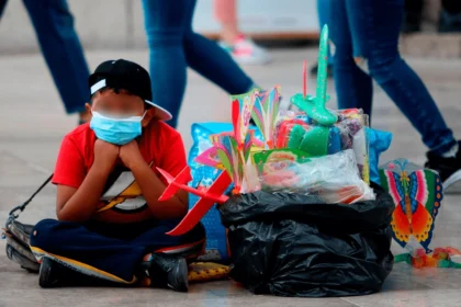 1.6 millones de niños desempeñaron una ocupación no permitida