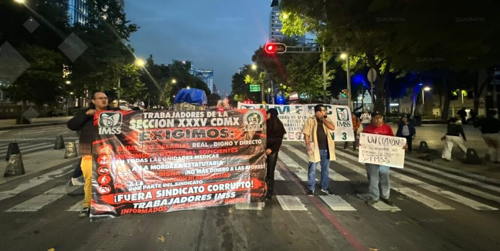 Culmina mega marcha de trabajadores del IMSS en Reforma